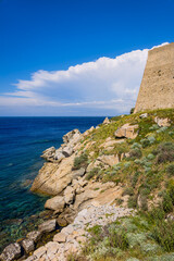 La mer méditerranée et la Citadelle de Calvi en Corse en France