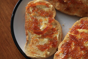 orange marmalade toasts