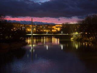 light reflections in the city at night