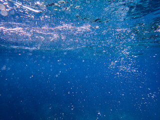 BUBBLING WATER BACKGROUND, SPARKLING AQUA STREM BACKDROP, UNDERWATER BUBBLES, air bubbles...