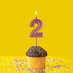 Number 2 candle - Birthday candle with chocolate cupcake
