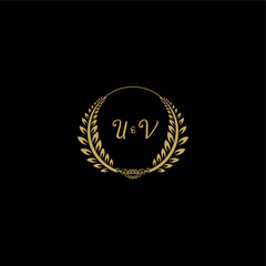 Naklejka premium UV beautiful feminine and elegant wedding monogram initial logo with circle floral gold