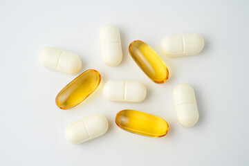 vitamin supplements capsules pill, softgel, fish oil, omega 3, vitamin E