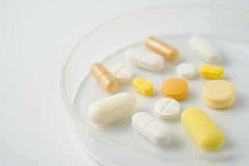 vitamin supplements capsules pill, softgel, fish oil, omega 3, vitamin E