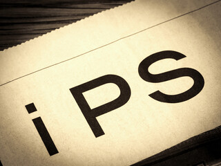 「iPS」と書かれたニュースの見出し