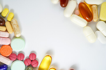 vitamin supplements capsules pill, softgel, fish oil, omega 3, vitamin E