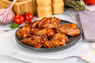 Buffalo chicken wings barbecue sauce