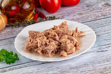Canned tuna fish in olive oil