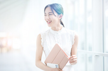 若いビジネスウーマン・女子大生