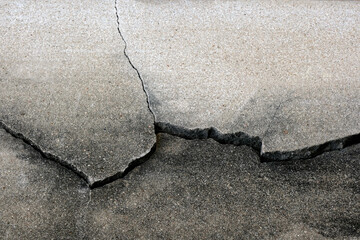 cracked concrete wall