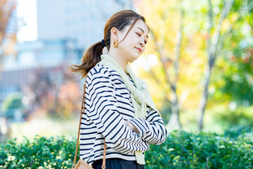 落ち込んだ表情の女性