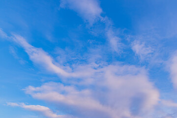 Obraz premium 青空と靡く雲