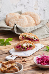 Pita with mushrooms and red cabbage