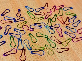 Multicolor Small Size Metal Coil less Hijab Safety Pins