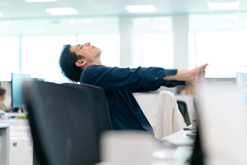 ビジネス　男性