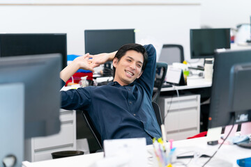 ビジネス　男性