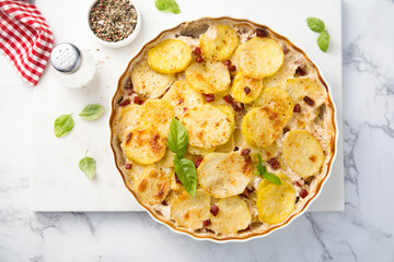 Potato gratin with bacon