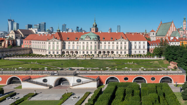 Zamek Kr&oacute;lewski w Warszawie i Arkady Kubickiego.