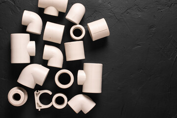 Various fittings for connecting polypropylene pipes.