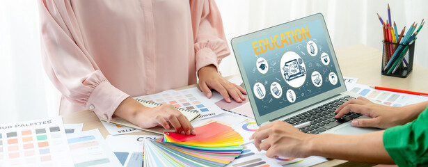 E-learning website with sofware for student to study online on the internet network brisk