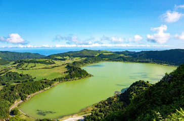 Obraz premium Lake Lagoa das Furnas, Sao Miguel Island, Azores, Portugal, Europe.