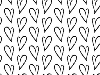Seamless chalk pattern with hand drawn hearts in crayon style on white background. Repeating romantic sketch design with textured lines, perfect for Valentine's Day, wrapping paper, kids' products