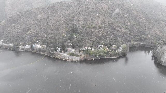 Lago nevado