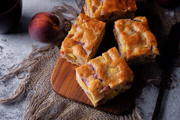 Peach cake with fresh peaches