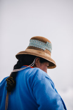 woman in hat