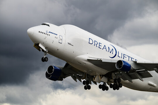 Everett, WA, USA - June 27, 2025; Boeing 747-400 Large Cargo Freighter Dreamlifter operated by Altlas Air Inc taking off in closeup