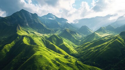 Fototapeta premium Verdant Mountain Range under Cloudy Skies: A Scenic Landscape View