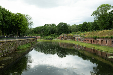 Fototapeta premium beautiful view of the fort with a pond