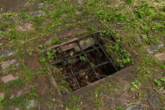 abandoned zindan prison dungeon