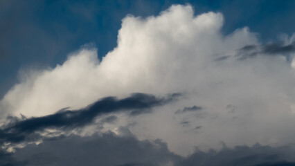 Cumulonimbus par temps orageux