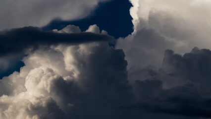 Cumulonimbus par temps orageux