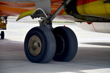 Jet engine and wheel of airplane