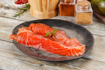 Salted sliced salmon fillet snack