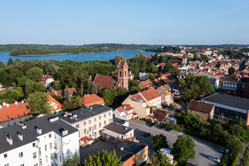 Mrągowo z lotu ptaka - widok na stare miasto i jezioro Czos © Trip