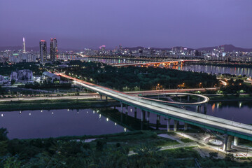 응봉산에서 바라본 서울 도심 풍경