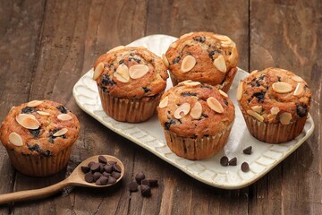 Muffin Pisang. Banana muffins are deliciously moist and tender. Made with ripe mashed bananas and simple pantry ingredients
