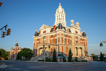 Henry County Courthouse in Napoleon Ohio at sunset on a clear spring day