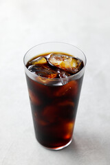 グラスに注いだアイスコーヒー　Iced coffee served in a glass