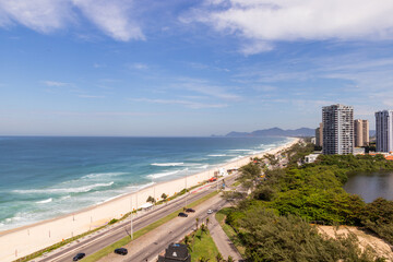 Obraz premium view of the barra da tijuca neighborhood in rio de janeiro.