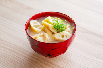 ハチクの味噌汁