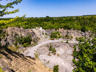 Granite quarry and old technique