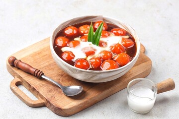 Biji Salak. Salak seeds are a ball-shaped snack made from a mixture of starch and sweet potatoes