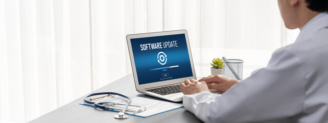 Software update on computer for brisk version of device software upgrade
