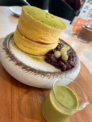 Matcha red bean fluffy pancake