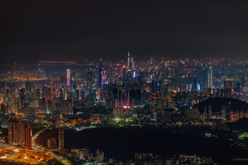 Obraz premium IMMIGRANT SKY: A Billion Dreams Framed in Steel