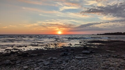 Fototapeta premium sunset in Tobermory, Ontario, Canada 